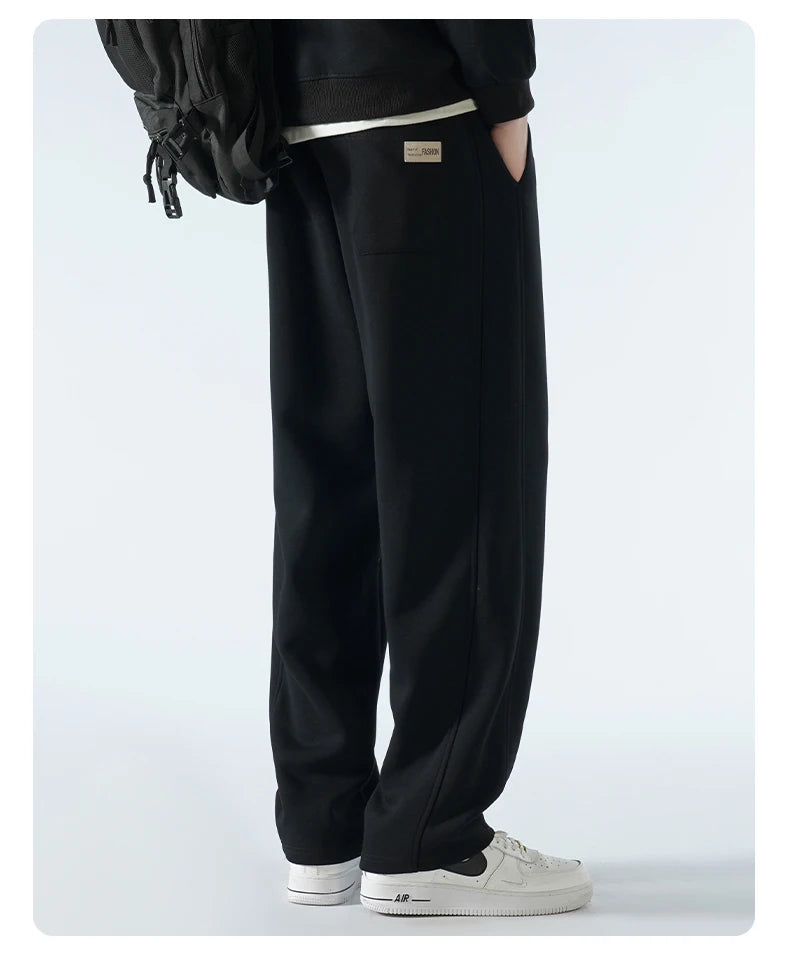 Men’s Straight Fit Sweatpants
