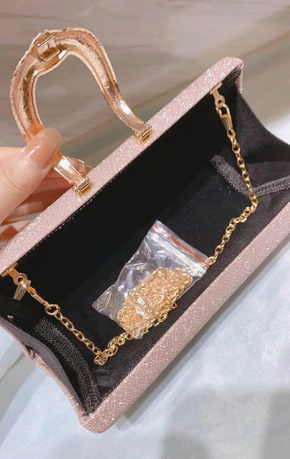 Women’s Luxury Gold Glitter Clutch