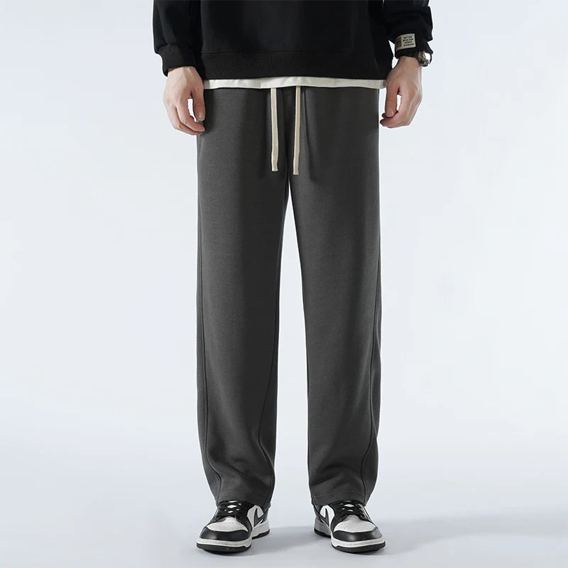 Men’s Straight Fit Sweatpants