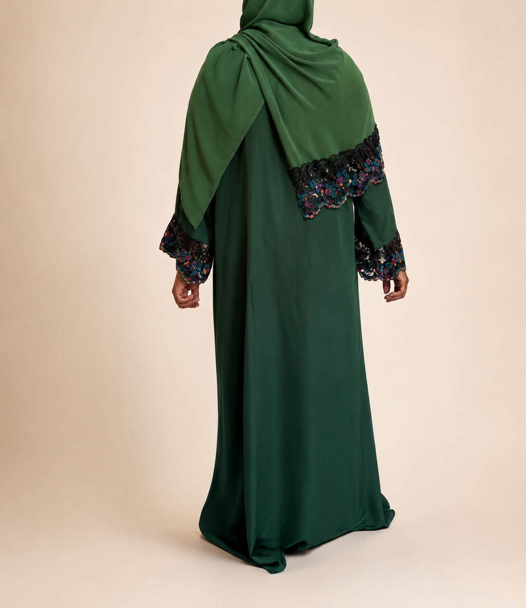 Elegant Green Closed Abaya with Lace Detail & Matching Hijab