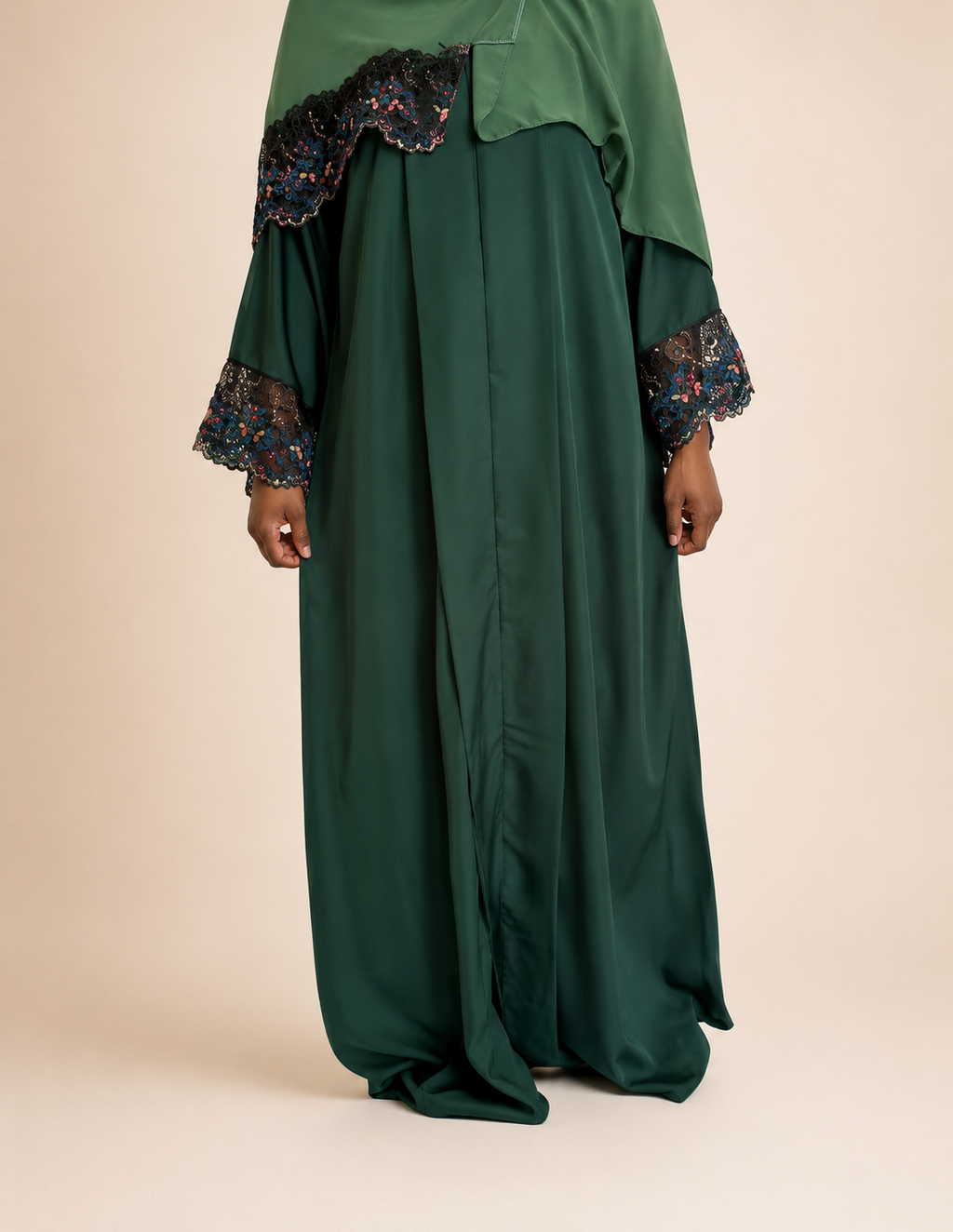 Elegant Green Closed Abaya with Lace Detail & Matching Hijab